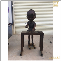 小女孩寫毛筆字銅雕塑 小女孩寫毛筆字銅雕塑